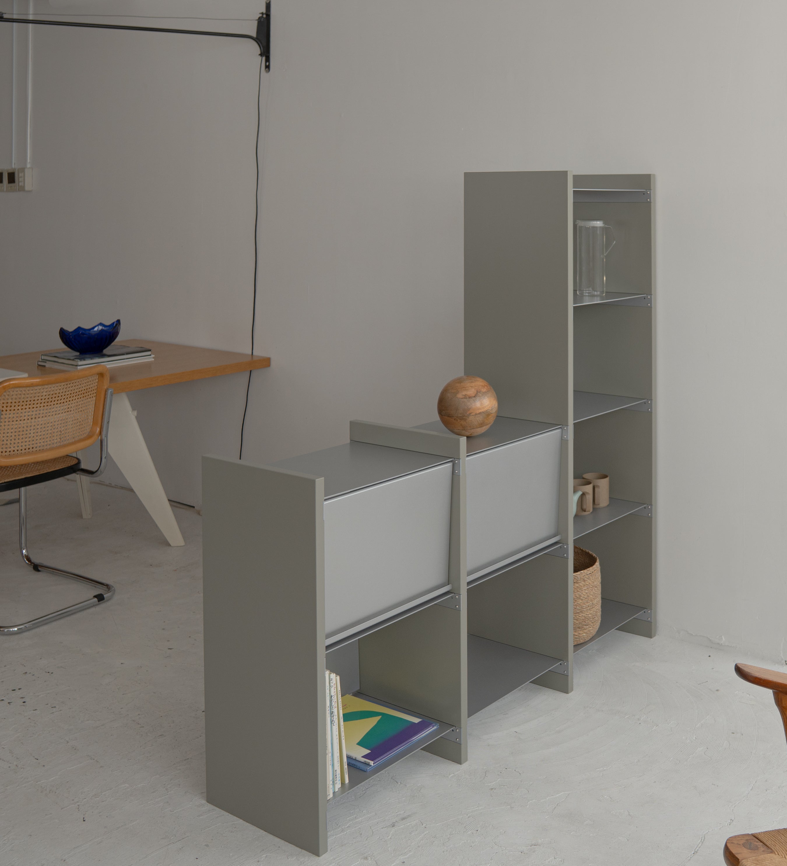 幅100cm   × 高さ146.5cmのモジュラーシェルフ・可動棚｜段違いレイアウトの飾り棚。器や観葉植物のディスプレイに