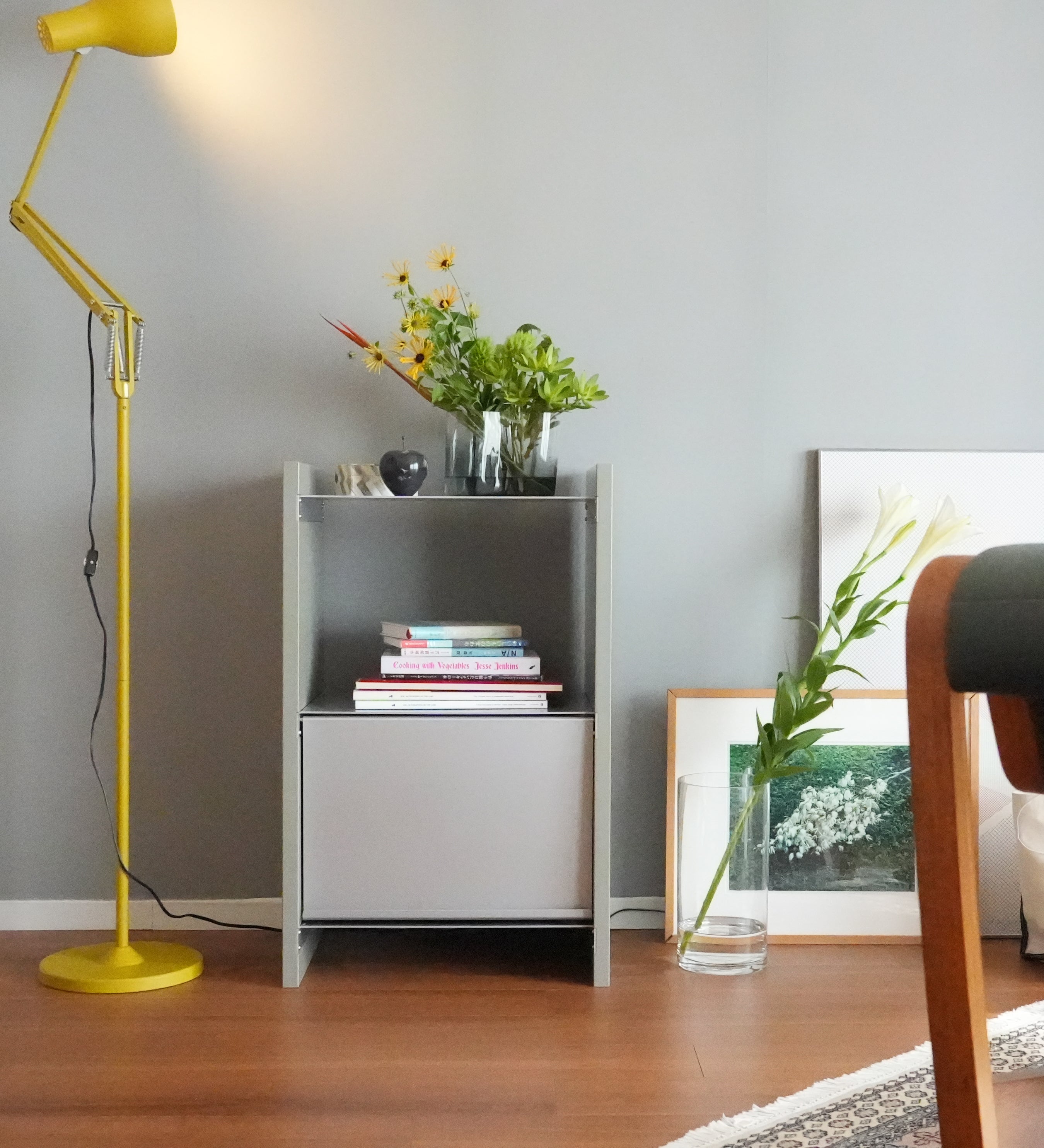 幅50cm  × 高さ80cmのモジュラーシェルフ・可動棚｜モスグレー（落ち着いたグレー）｜キッチンラック、サイドボード、小さな収納に